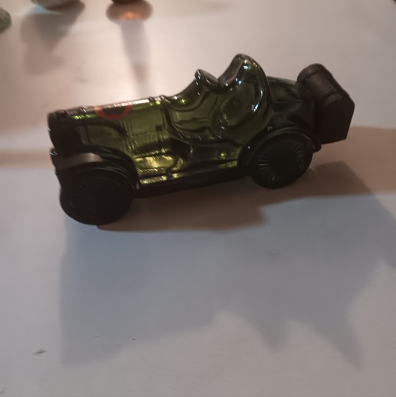 !Avon Vintage Straight Eight Car - Picture 3 of 3